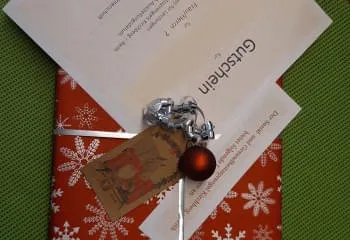 Gutscheine-unterm-Christbaum Gutscheine-unterm-Christbaum